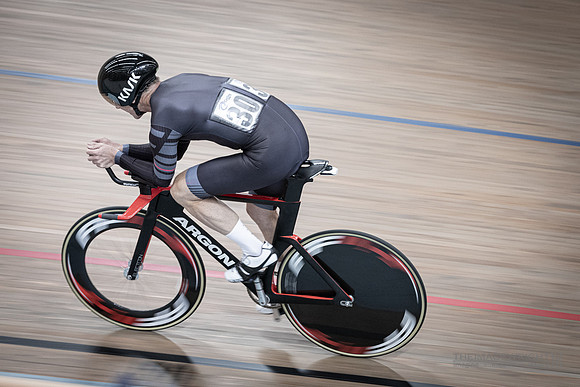 Track Cyclist: On The Line (9 of 12).